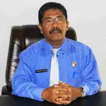 Andalkan Empat Sektor, Badan Perizinan Konsel Target PAD Rp 1,5 Miliar Andalkan Empat Sektor, Badan Perizinan Konsel Target PAD Rp 1,5 Miliar.