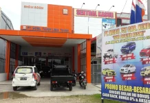 Mau Beli Mobil? Di Showroom 757 Aja, Banyak Bonusnya Loh mobil_757