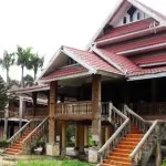 rumah_adat_sultra