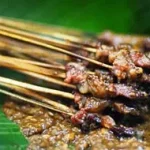 4 Makanan Unik Indonesia Yang Tak Lazim Didengar 4 Makanan Unik Indonesia Yang Tak Lazim Didengar