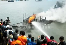 Breaking News: KM Sidrayani Hangus Terbakar di Pelabuhan Feri Wawonii Beraking News: KM Sidrayani Hangus Terbakar di Pelabuhan Very Wawonii