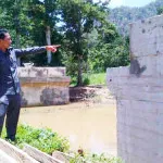 Proyek Jembatan Ini Belum Rampung, Malah Dianggarkan Lagi 1,5 Miliar Proyek Jembatan Ini Belum Rampung, Malah Dianggarkan Lagi 1,5 Miliar