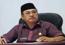 Sekda Kolaka Tegaskan Pejabat Tak Boleh Gunakan Randis Saat Mudik Sekda Kolaka Tegaskan Tak Ada Lagi Penerimaan Tenaga Honorer