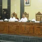 Datangi DPRD, Bupati dan Wakil Bupati Konsel Disambut 16 Legislator Datangi DPRD, Bupati dan Wakil Bupati Konsel Disambut 16 Legislator