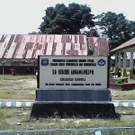 30 Siswa SDN 5 Andowia Belajar di Gedung Tua MEMPRIHATINKAN- Nampak terlihat bangunan SDN 5 Andowia yang dulunya bernama SDN Anggoloholipo,yang berdiri sejak tahun 1987 hingga kini belum direhap dan masih menggunakannya sebagai sarana tempat belajar siswa. Hingga saat ini belum tersentuh bantuan pemerintah kabupaten Konawe Utara.(JEFRI/ZONASULTRA.COM)