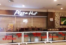 Pasca Plafon Runtuh, Lippo Plaza Kendari Sepi Pengunjung Pasca Plafon Runtuh, Lippo Plaza Kendari Sepi Pengunjung