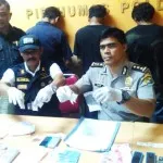 Lagi Polisi Bekuk Tiga Tersangka Narkoba Lagi Polisi Bekuk Tiga Tersangka Narkoba