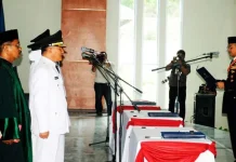 Tony Herbiansyah : Mari Bergandengan Tangan Membangun Koltim yang Lebih Baik Tony Herbiansyah : Mari Berpangku Tangan Membangun Koltim yang Lebih Baik