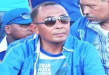 Muswil PAN Bergejolak, Umar Samiun: Kalau Asrun Terpilih Jadi Ketua, 15 DPD Keluar Dari Partai Muswil PAN Bergejolak, Umar Samiun: Kalau Asrun Terpilih Jadi Ketua, 15 DPD Keluar Dari Partai