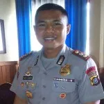 Mabuk, Anggota DPRD Asal PDIP Adu Jotos dengan Warga di Marobo Mabuk, Anggota DPRD Asal PDIP Adu Jotos dengan Warga di Marobo