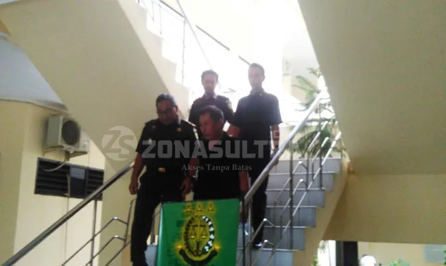 dana_hibah_pilwali Korupsi Dana Hibah Pilwali, Mantan Ketua KPU Kota Kendari Ditahan