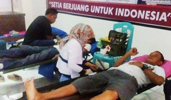 Donor Darah, Gerindra Hasilkan 100 Kantong Darah