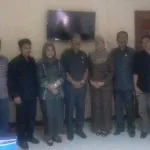 Pemda Bombana Serahkan Dokumen Pemekaran Poleang ke DPRD Sultra Pemda Bombana Serahkan Dokumen Pemekaran Poleang ke DPRD Sultra