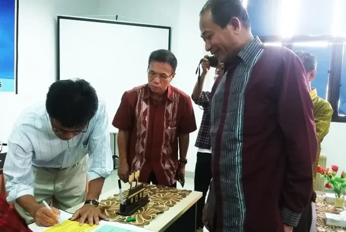 Resmikan Gedung Kuliah Fakultas Peternakan UHO, Ini Harapan Sekjen Kemristek Dikti
