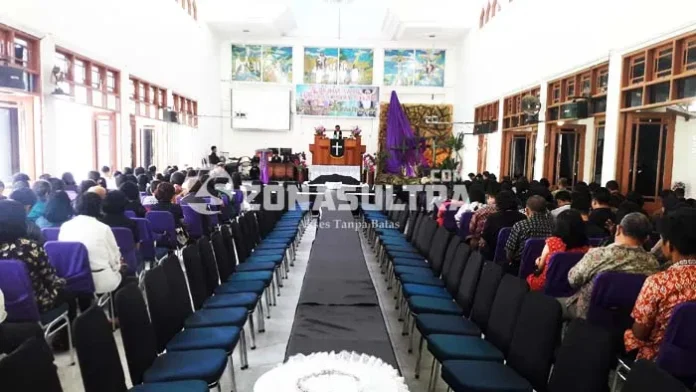 Jelang Paskah, Ratusan Jemaat Padati Gereja Orel Kendari