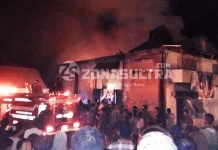 Breaking News: Gudang Penyimpan Bahan Pecah Belah Terbakar Breaking News: Gudang Penyimpan Bahan Pecah Belah Terbakar