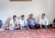 Akbar Faisal Hadiri HUT ke-69 Koran Pedoman Rakyat Akbar Faisal Hadiri HUT ke-69 Koran Pedoman Rakyat