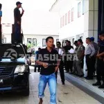 Warga Konut Demo, Tolak Putusan Gubernur Tentang Pergantian Sekda Warga Konut Demo, Tolak Putusan Gubernur Tentang Pergantian Sekda