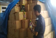 Kantor Bea dan Cukai Kendari Amankan Ribuan Miras Ilegal Kantor Bea dan Cukai Kendari Amankan Ribuan Miras Ilegal