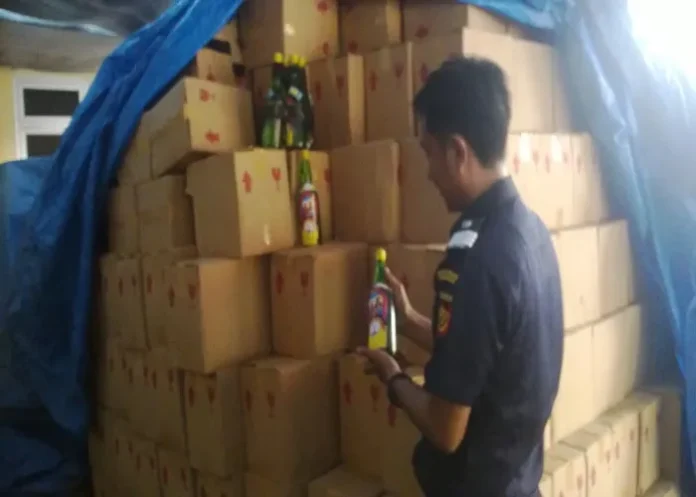 Kantor Bea dan Cukai Kendari Amankan Ribuan Miras Ilegal