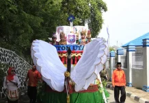 Tampil di MTQ, Mobil Hias Butur Dapat Pujian Warga Tampil di MTQ, Mobil Hias Butur Dapat Pujian Warga