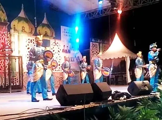 Qasidah Klasik Remaja Baubau Tampil Dibabak Final Kasidah Klasik Remaja Baubau Tampil Dibabak Final