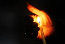 Warga Butur Kecam Pemadaman Listrik Warga Butur Kecam Pemadaman Listrik