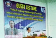 Profesor Asal Jepang : Era Digital, Internet Sudah Menjadi Kebutuhan Sehari-Hari Profesor Asal Jepang : Era Digital, Internet Sudah Menjadi Kebutuhan Sehari-Hari