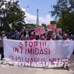 Unjuk Rasa Pendukung Dua Paslon Bupati Tuntut Netralitas PNS dan Polri