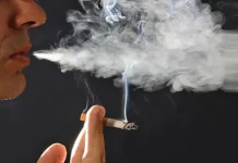 Awas! Kedapatan Merokok di Kampus, Mahasiswa FKM-UHO Tak Diizinkan Ikut Kuliah Kedapatan Merokok di Kampus, Mahasiswa FKM-UHO Tak Diizinkan Ikut Kuliah