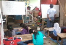 Merajut Asa dari Bilik Rumah Pintar Merajut Asa Dari Bilik Rumah Pintar