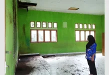 Rusak dan Jadi Sarang Kelelawar, Puluhan Murid di Molawe: Susah Belajar, Kelasnya Bau Rusak dan Jadi Sarang Kelelawar, Puluhan Murid di Molawe: Susah Belajar, Kelasnya Bau