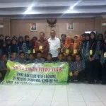 Siswa Studi Tour di DPRD Sultra, 45 Anggota Dewan Tak Muncul Siswa Studi Tour di DPRD Sultra, 45 Anggota Dewan Tak Muncul