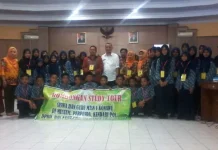 Siswa Studi Tour di DPRD Sultra, 45 Anggota Dewan Tak Muncul Siswa Studi Tour di DPRD Sultra, 45 Anggota Dewan Tak Muncul