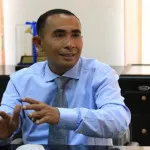 Pemda Buton Ubah Perda Pajak Reklame dan Hiburan Samsu Umar Abdul SamiunSamsu Umar Abdul Samiun