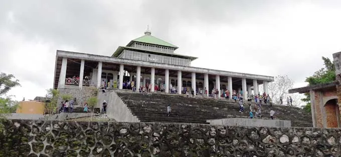Wisata Masjid Muna