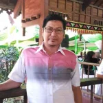 Abdul Rasak : Jika Tak Direkomendasikan PAN, Saya Tetap Keluar Abdul Rasak saat menghadiri acara halal bihalal masyarakat Sulawesi Tenggara se-Jabodetabek di Anjungan Sultra TMII Jakarta. FOTO : RIZKI ARIFIANI/ZONASULTRA.COM