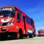 Arus Balik di Pelabuhan Penyeberangan Kolaka Masih Padat bus mudik