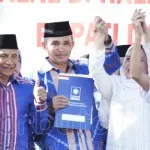 Amien Rais Yakin Busel Maju di Tangan Faizal dan Hasniwati Amien Rais Yakin Busel Maju di Tangan Faizal dan Hasniwati