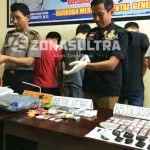 Polisi Amankan 100 Gram Sabu, Puluhan Bungkus Dikemas Dalam Bungkusan Vitacimin Polisi Amankan 100 Gram Sabu, Puluhan Bungkus Dikemas Dalam Bungkusan Vitacimin