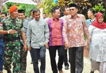 Bupati Kolaka Lantik Pengurus IKA SMPN 1 Samaturu Bupati Kolaka Lantik Pengurus IKA SMPN 1 Samaturu