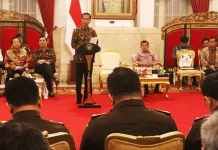 Jokowi Umumkan “Reshuffle” Kabinet, Ini Susunan Menteri Baru Jokowi Umumkan "Reshuffle" Kabinet, Ini Susunan Menteri Baru