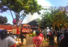 Ditinggal Mudik, Dua Rumah di Kolaka Terbakar