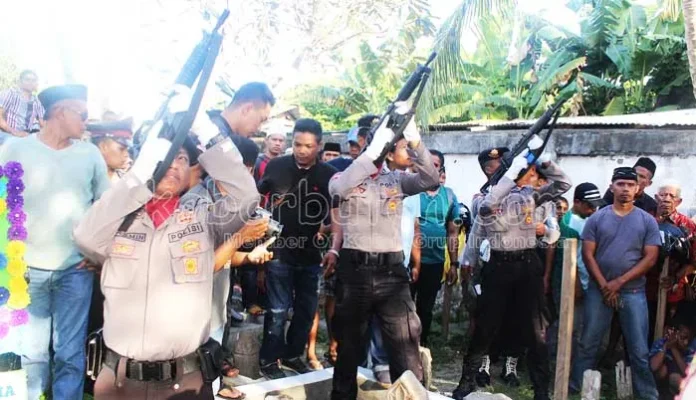 pelaku_pembunuhan_arifin Polisi Tangkap Satu Pelaku Diduga Pembunuh Brigpol Arifin