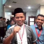 La Pili : Kami Bukan Mengugat Tapi Melaksanakan Amanah Konstitusi Calon Wakil Bupati Kabupaten Muna pasangan nomor urut 3, La Pili, usai mengkuti sidang hasil PSU jilid II di gedung Mahkamah Konstitusi (MK), Selasa sore (19/7/2016). La Pili menilai PSU jilid II yang digelar 19 Juni 2016 lalu jauh lebih buru dari sebelumnya. FOTO RIZKI ARIFIANI/ZONASULTRA.COM