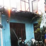 Api Bakar Tiga Rumah di Baubau Api Bakar Tiga Rumah di Baubau