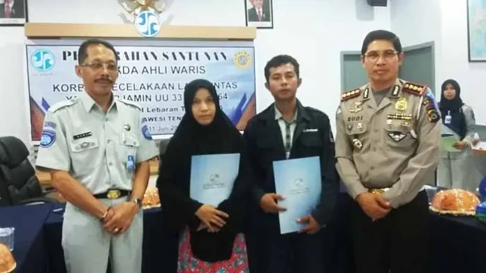 Jasa Raharja Sultra Santuni Korban Kecelakaan Mudik Lebaran