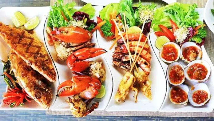 Anda Penyuka Makanan Laut, Jangan Lewatkan Seafood Extravaganza di Hotel Clarion