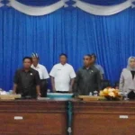 DPRD Buton Gelar Paripurna Pandangan Umum Terhadap Penyampaian Nota Keuangan APBD-P DPRD Buton Gelar Paripurna Pandangan Umum Terhadap Penyampaian Nota Keuangan APBD-P