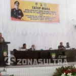 Kapolda Sultra Himbau Masyarakat Bombana Jaga Keamanan Pilkada Kapolda Sultra Himbau Masyarakat Bombana Jaga Keamanan Pilkada